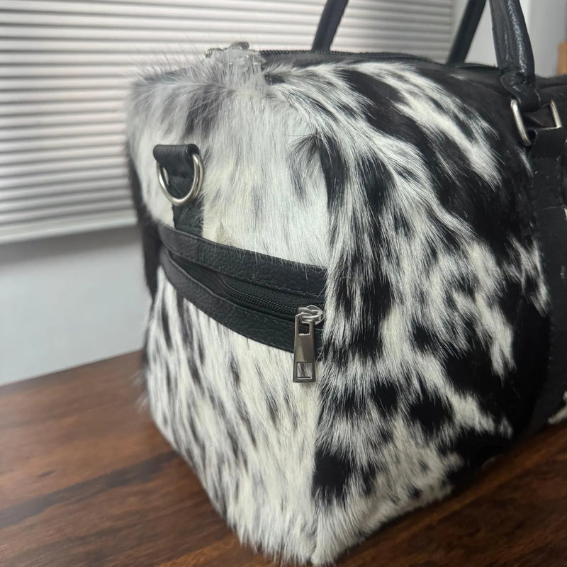 Custom Hair-On Cowhide Leather Duffel Bag for Travel Use
